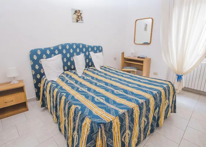 Ambrogini Hotel 2*